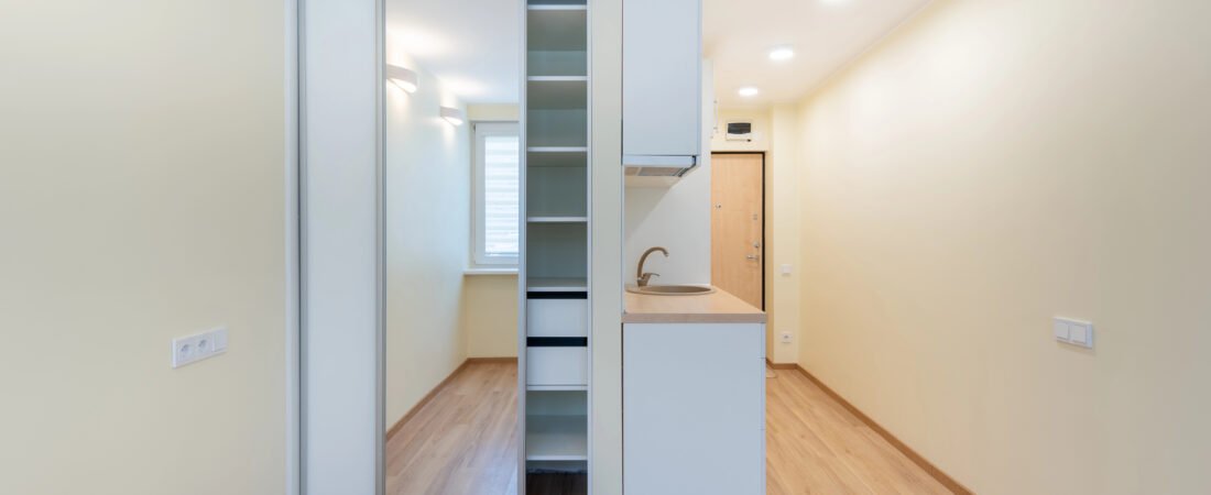 Organising Small and Shared Spaces Without Permanent Changes